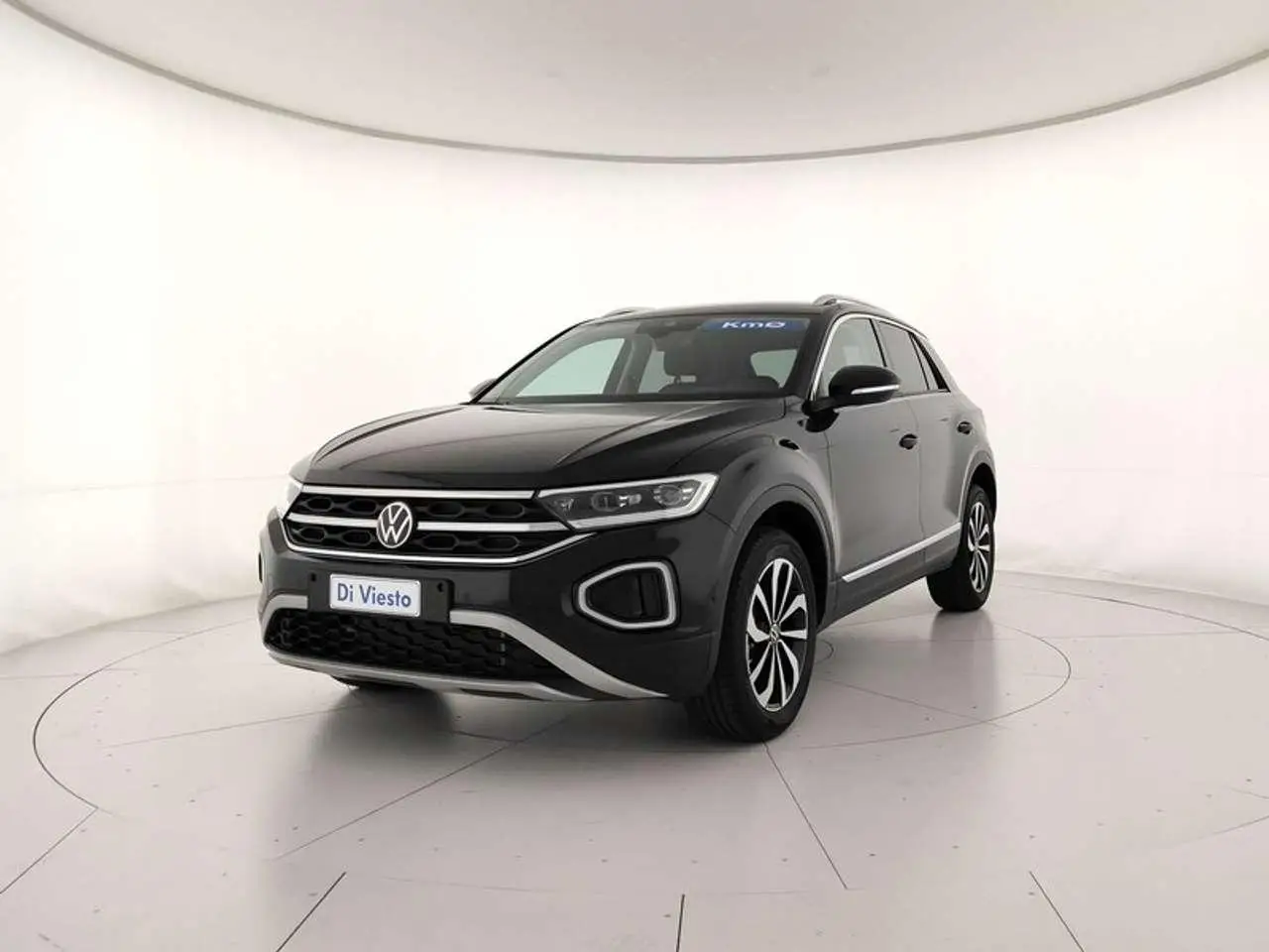 Photo 1 : Volkswagen T-roc 2024 Essence