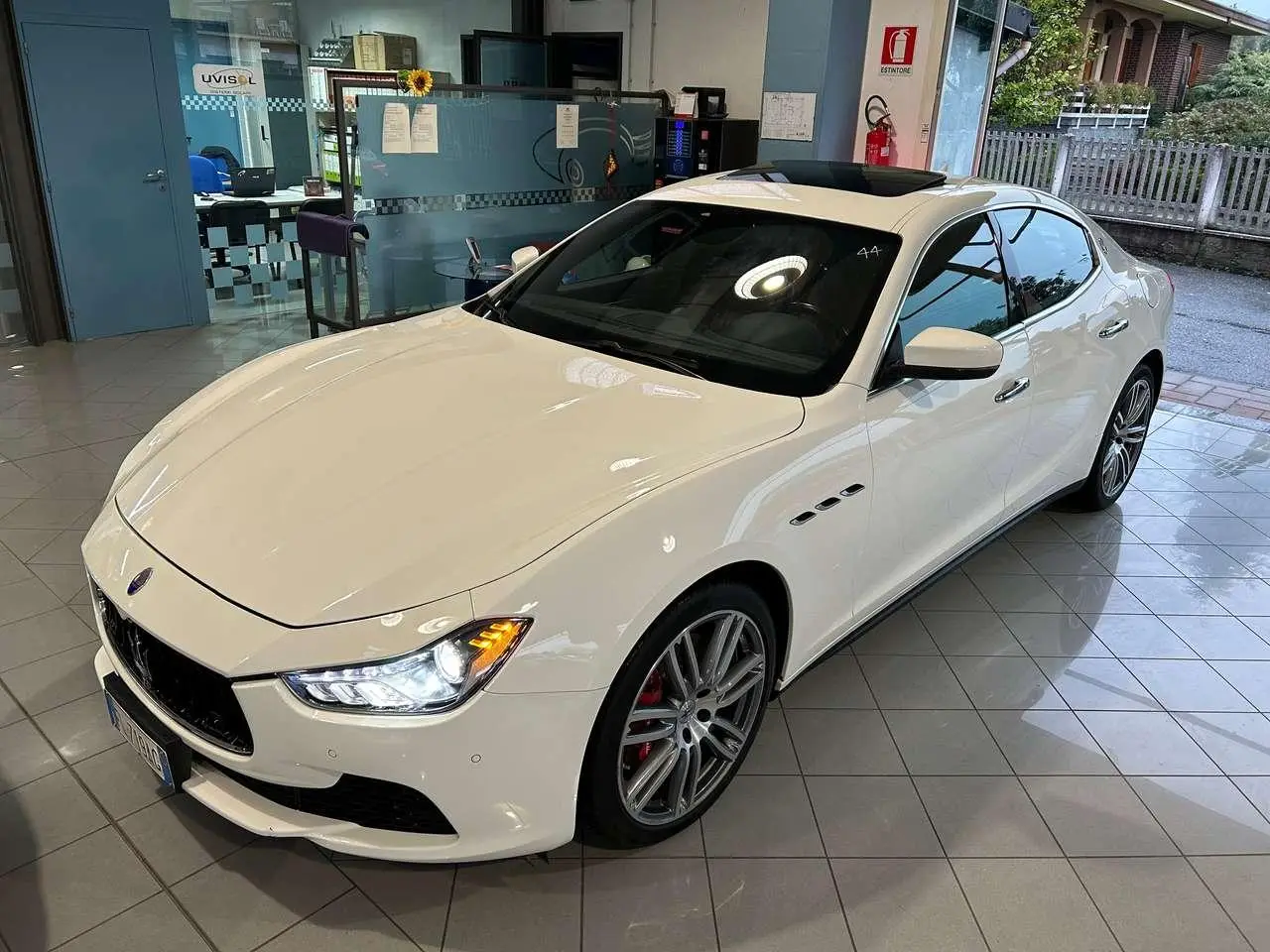 Photo 1 : Maserati Ghibli 2017 Diesel