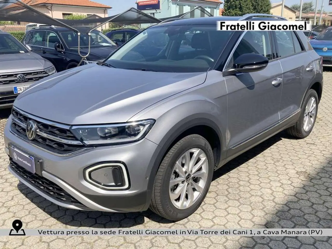 Photo 1 : Volkswagen T-roc 2023 Diesel