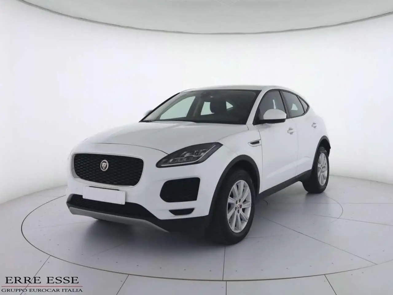 Photo 1 : Jaguar E-pace 2019 Diesel