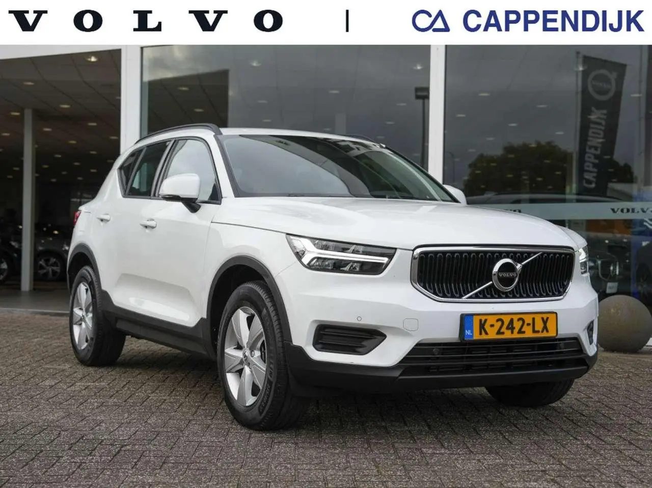 Photo 1 : Volvo Xc40 2021 Petrol