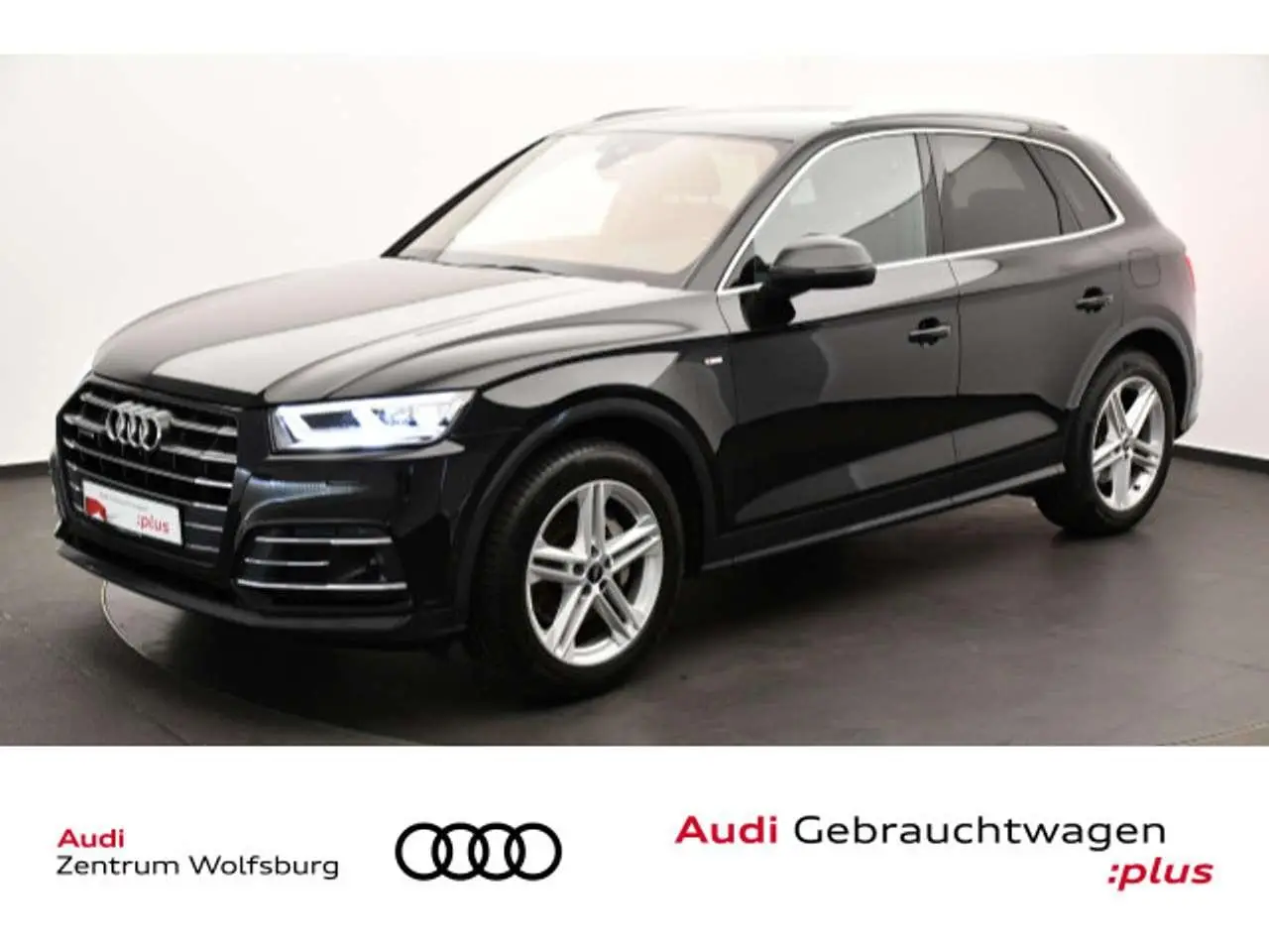 Photo 1 : Audi Q5 2020 Hybrid