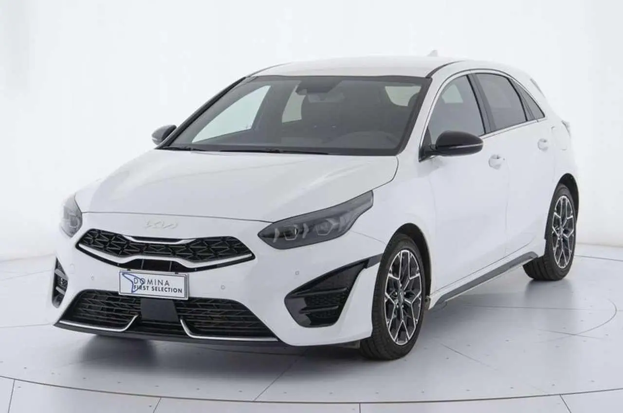 Photo 1 : Kia Ceed 2023 Hybride