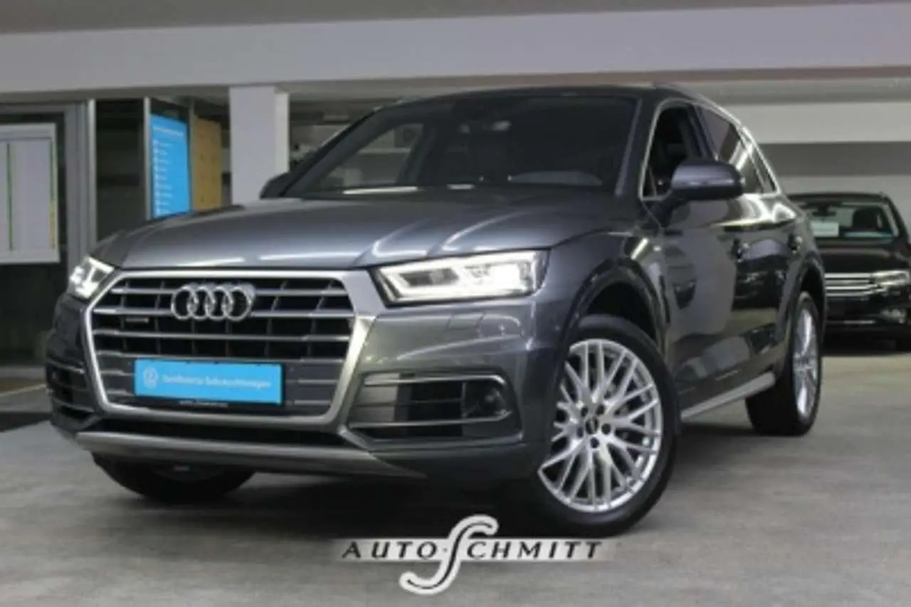 Photo 1 : Audi Q5 2018 Diesel