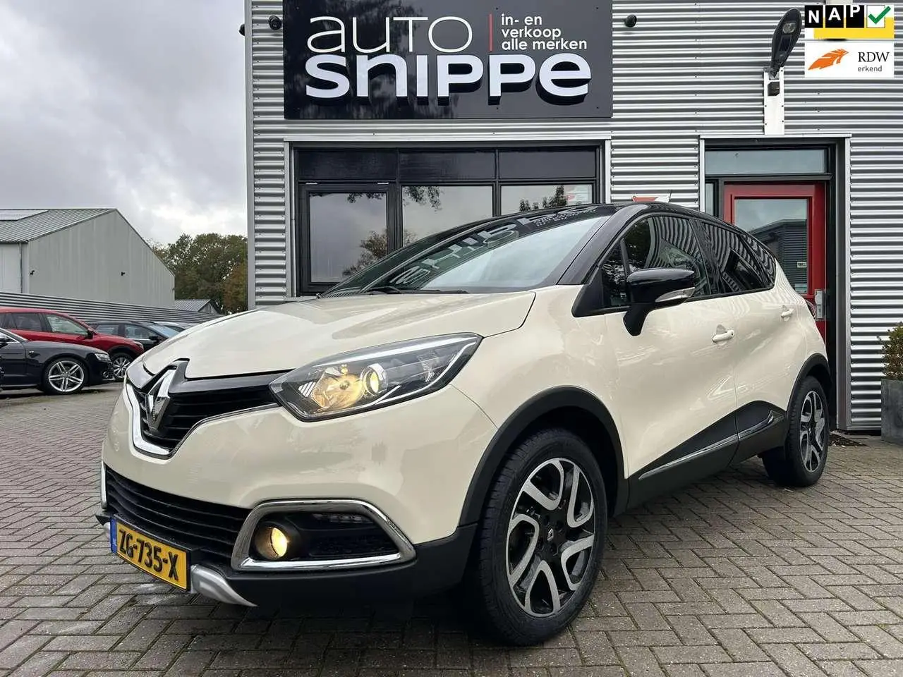 Photo 1 : Renault Captur 2015 Essence