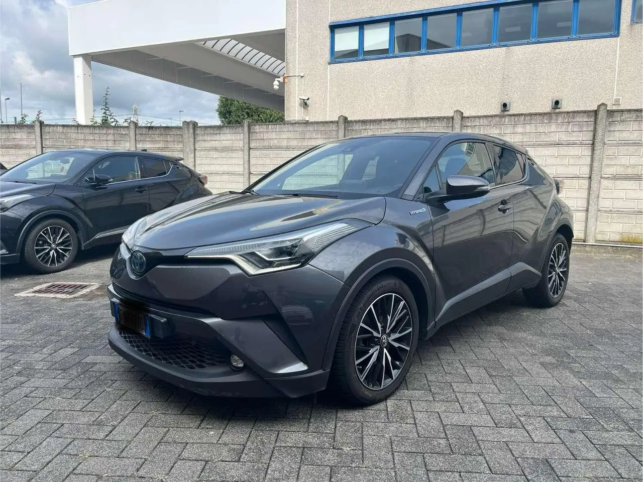 Photo 1 : Toyota C-hr 2018 Hybride