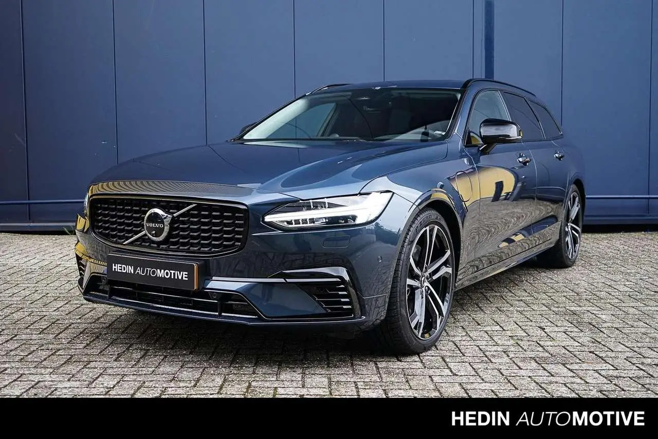 Photo 1 : Volvo V90 2024 Hybride