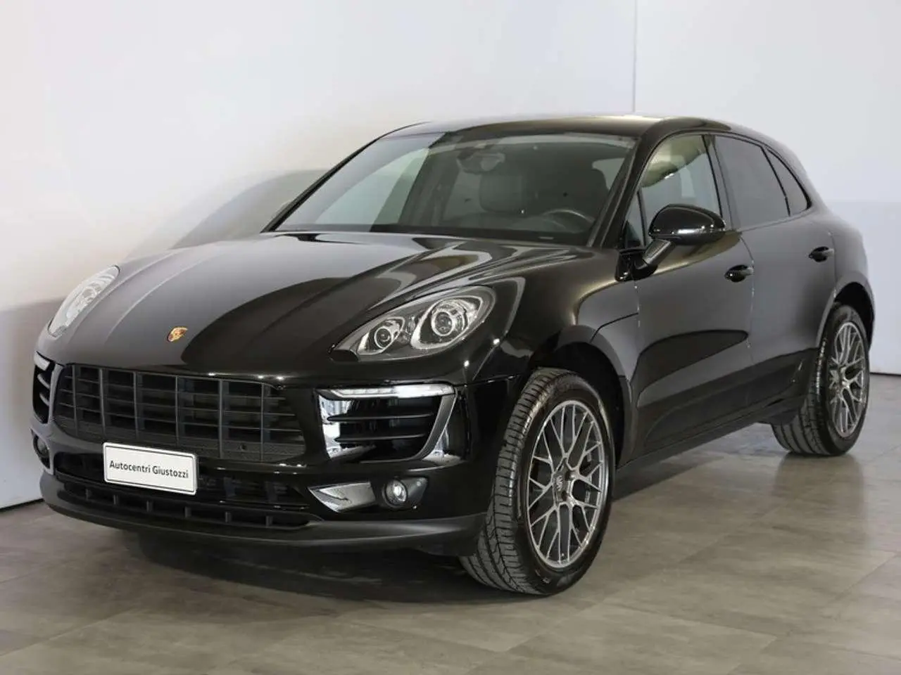 Photo 1 : Porsche Macan 2018 Essence