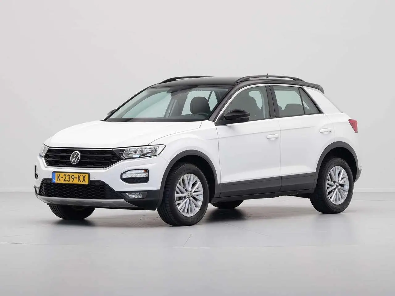 Photo 1 : Volkswagen T-roc 2021 Essence