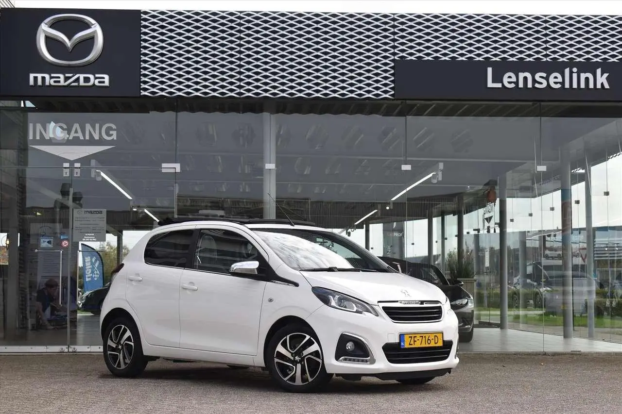 Photo 1 : Peugeot 108 2019 Petrol