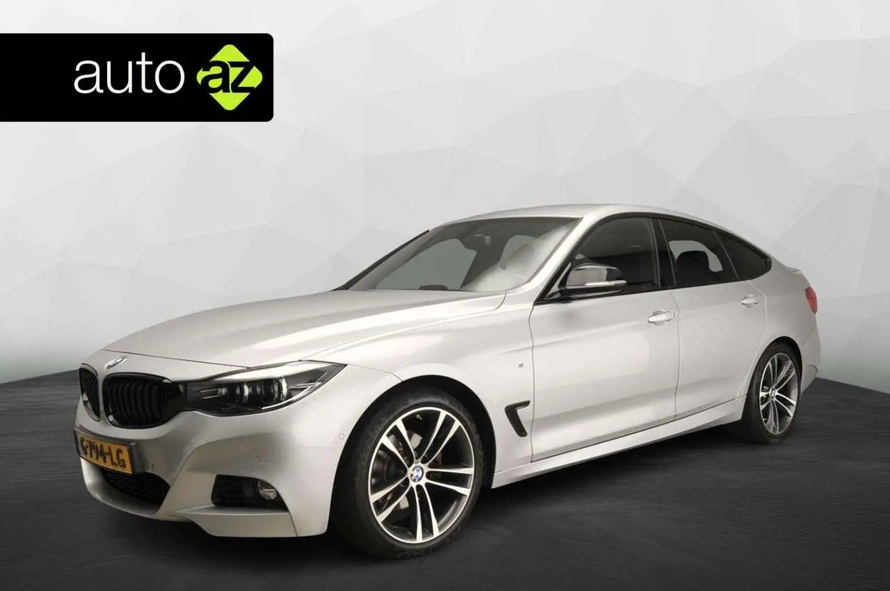 Photo 1 : Bmw Serie 3 2019 Diesel