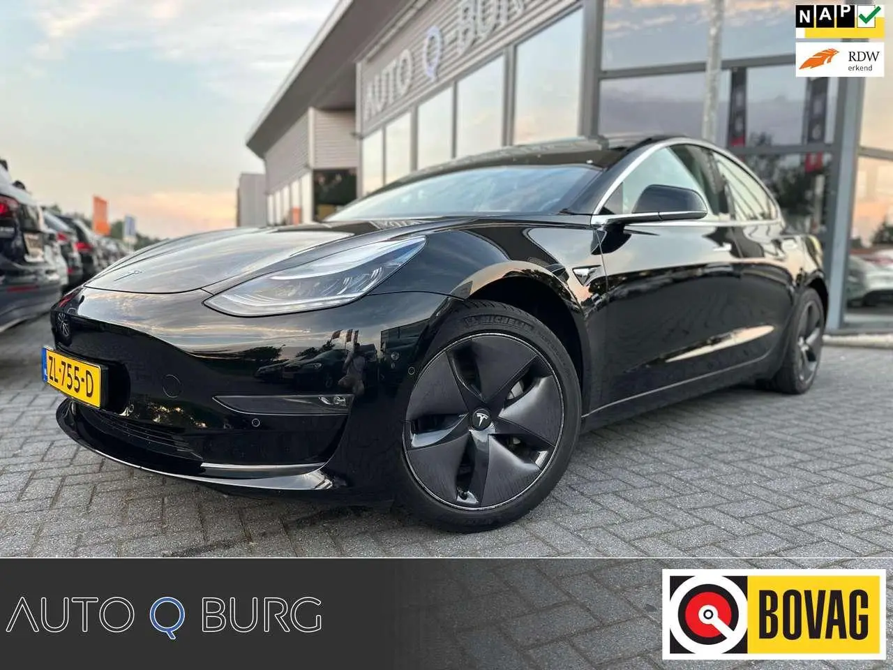 Photo 1 : Tesla Model 3 2019 Electric