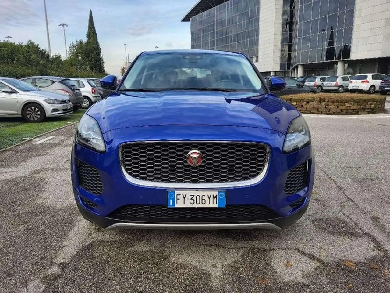 Photo 1 : Jaguar E-pace 2019 Diesel