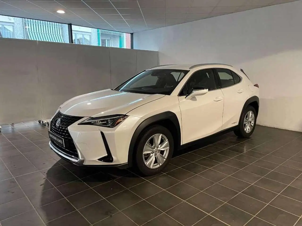 Photo 1 : Lexus Ux 2020 Hybride