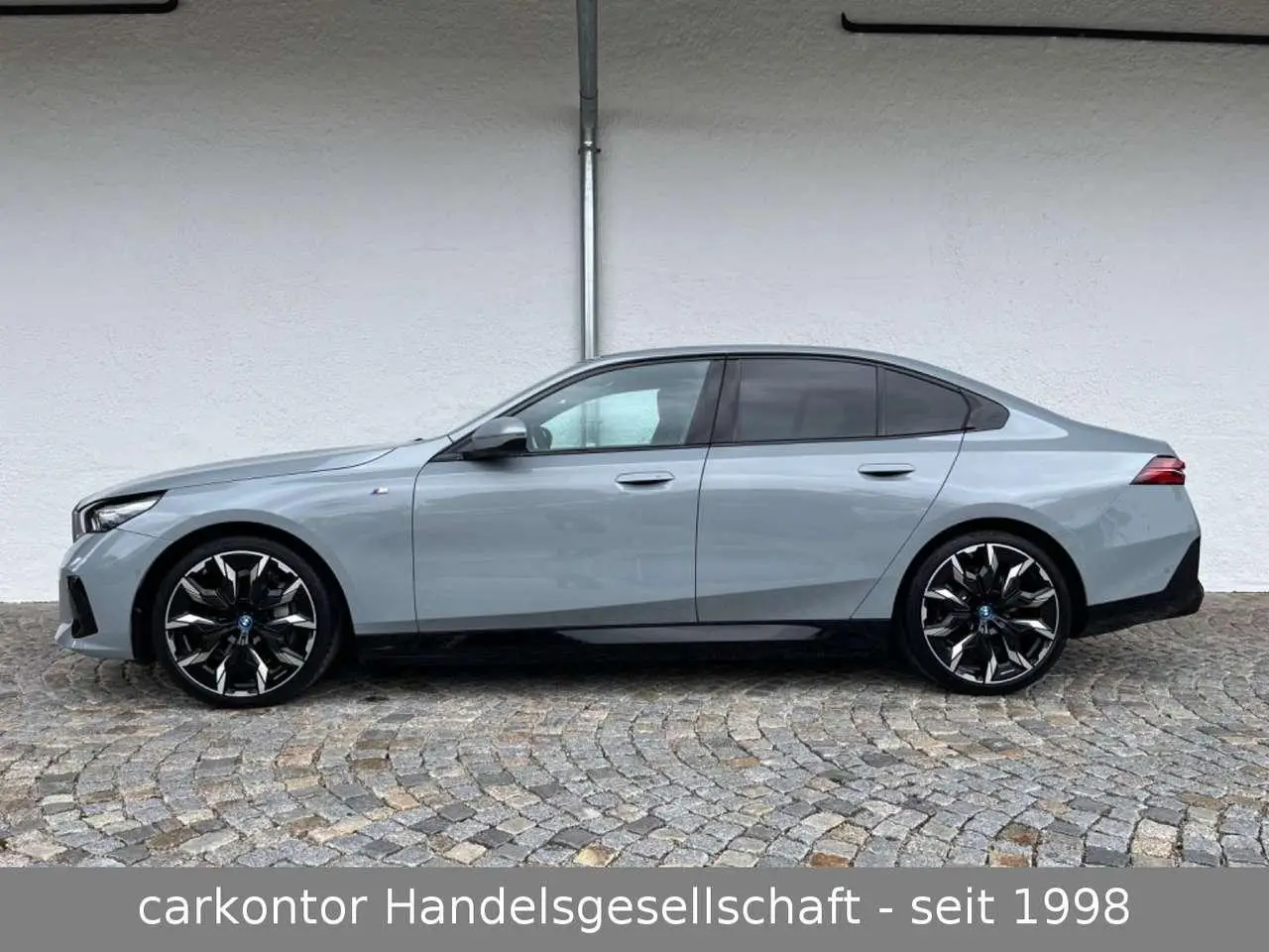 Photo 1 : Bmw I5 2023 Électrique