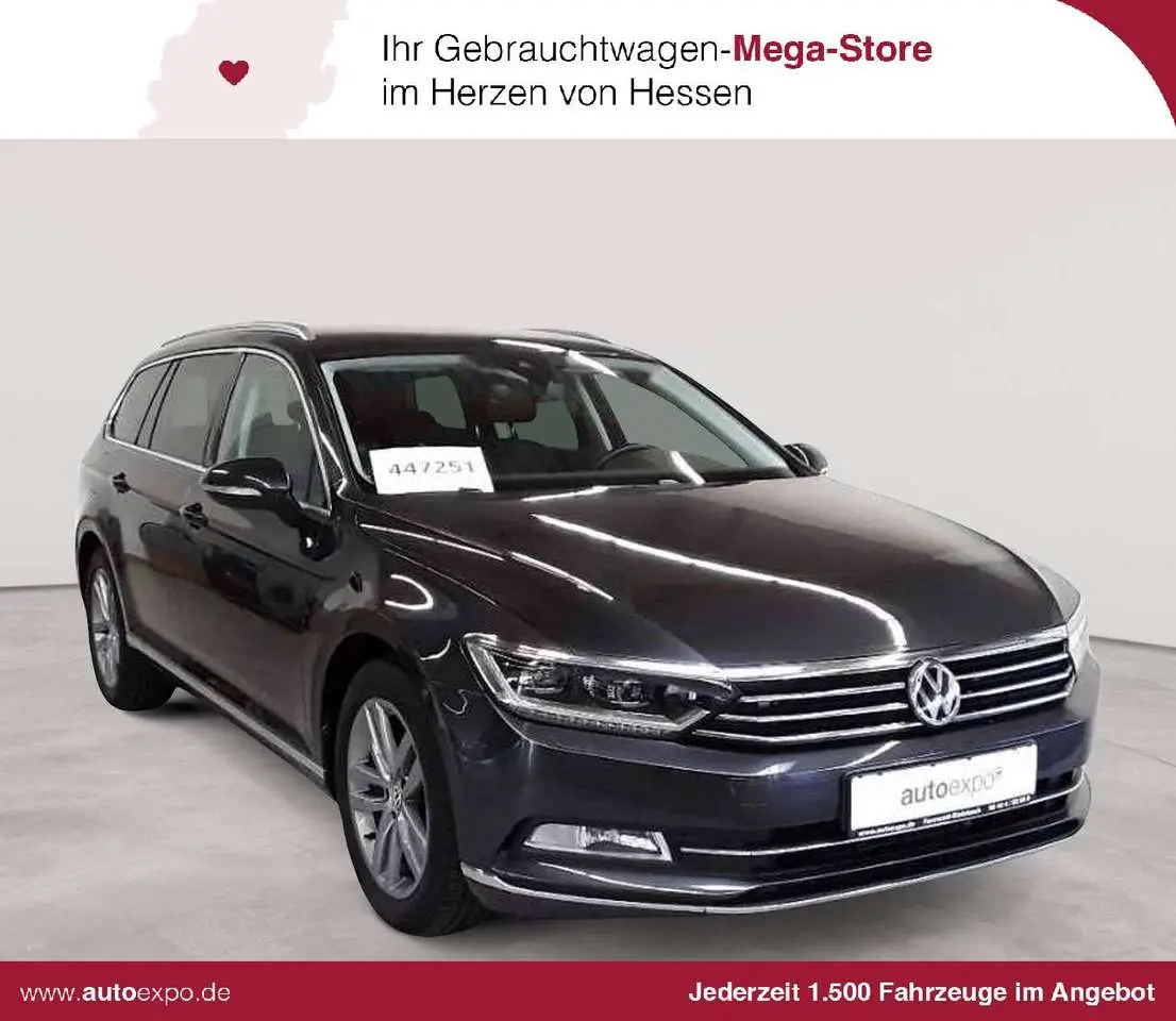 Photo 1 : Volkswagen Passat 2019 Essence