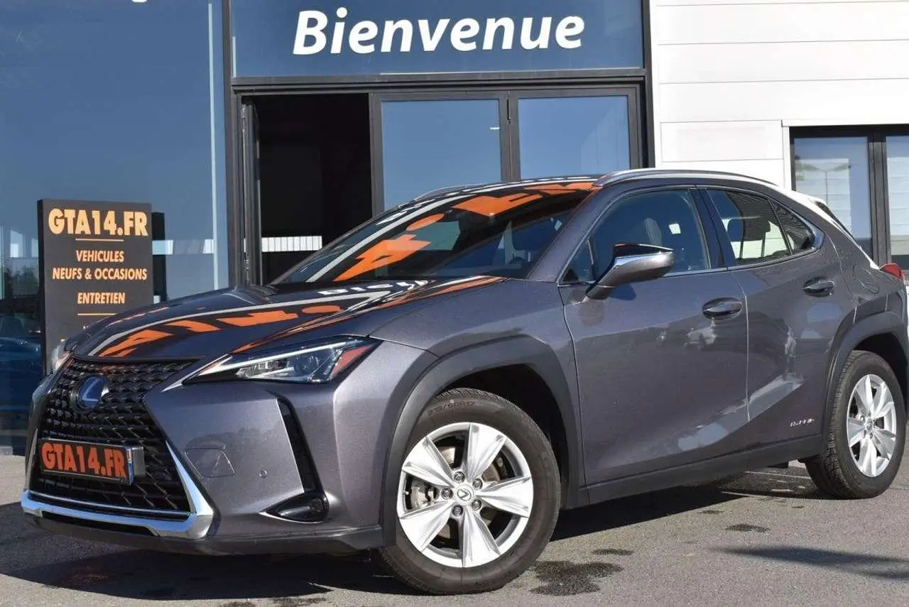 Photo 1 : Lexus Ux 2019 Hybrid