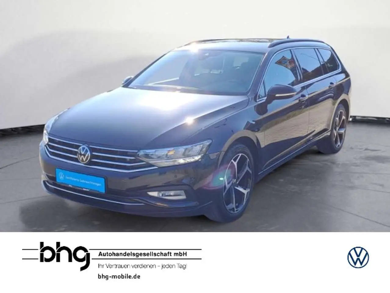 Photo 1 : Volkswagen Passat 2022 Petrol