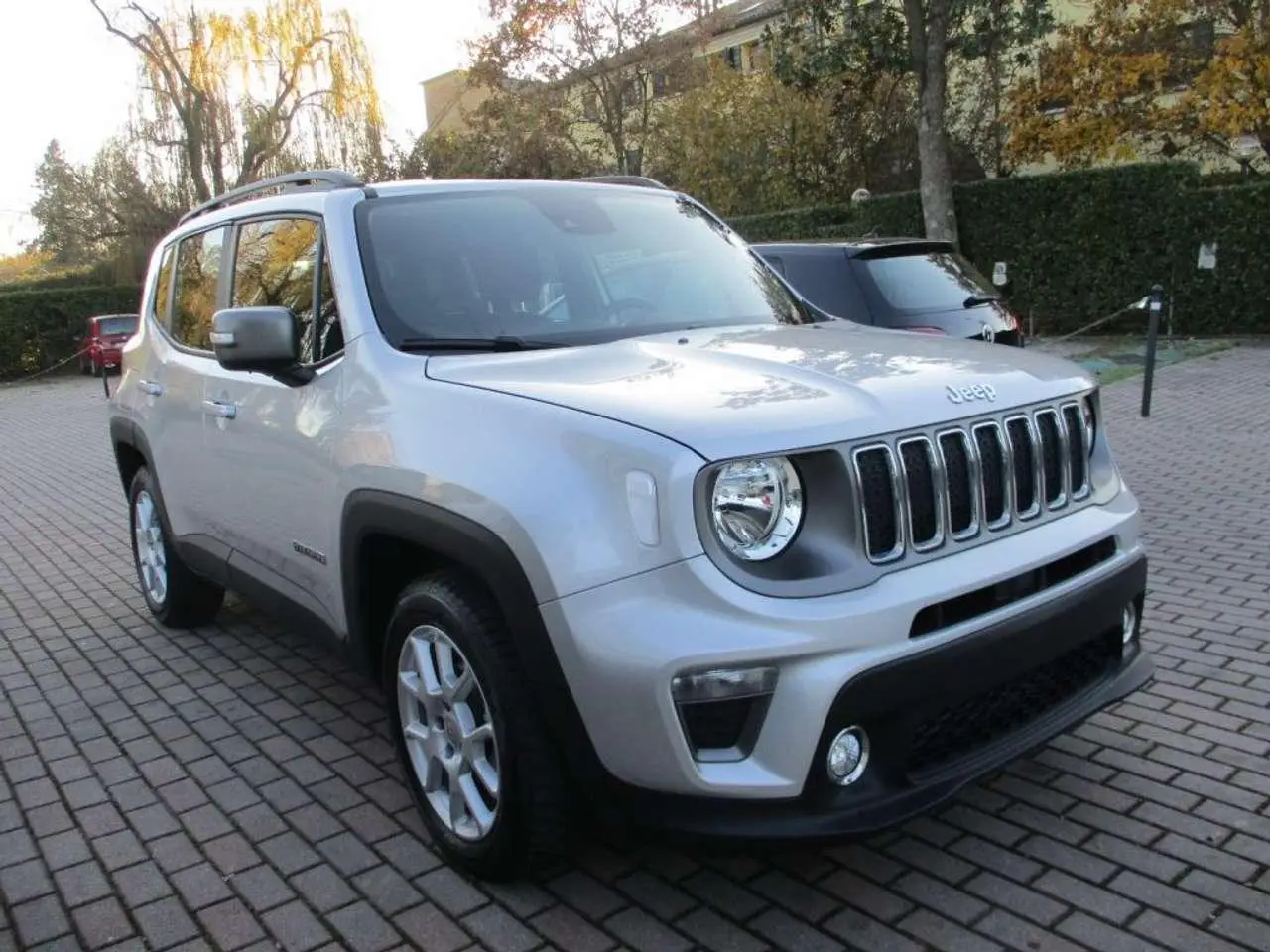 Photo 1 : Jeep Renegade 2023 Petrol