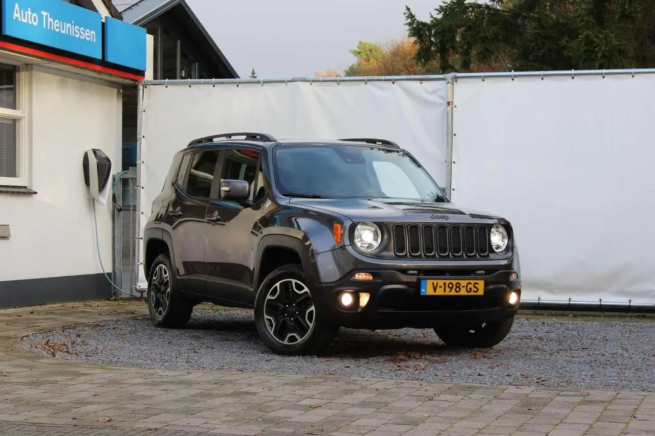 Photo 1 : Jeep Renegade 2017 Diesel