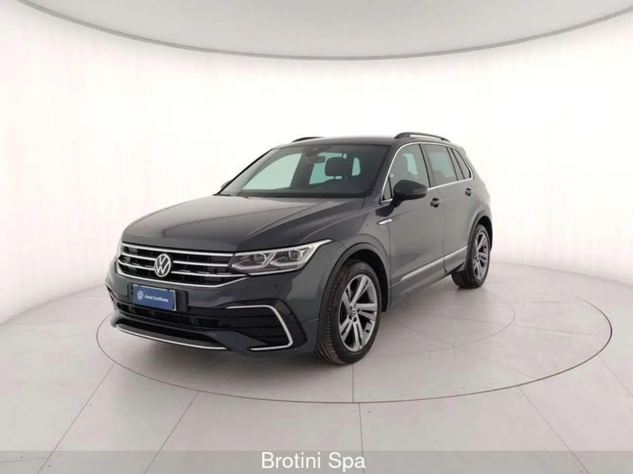 Photo 1 : Volkswagen Tiguan 2021 Essence