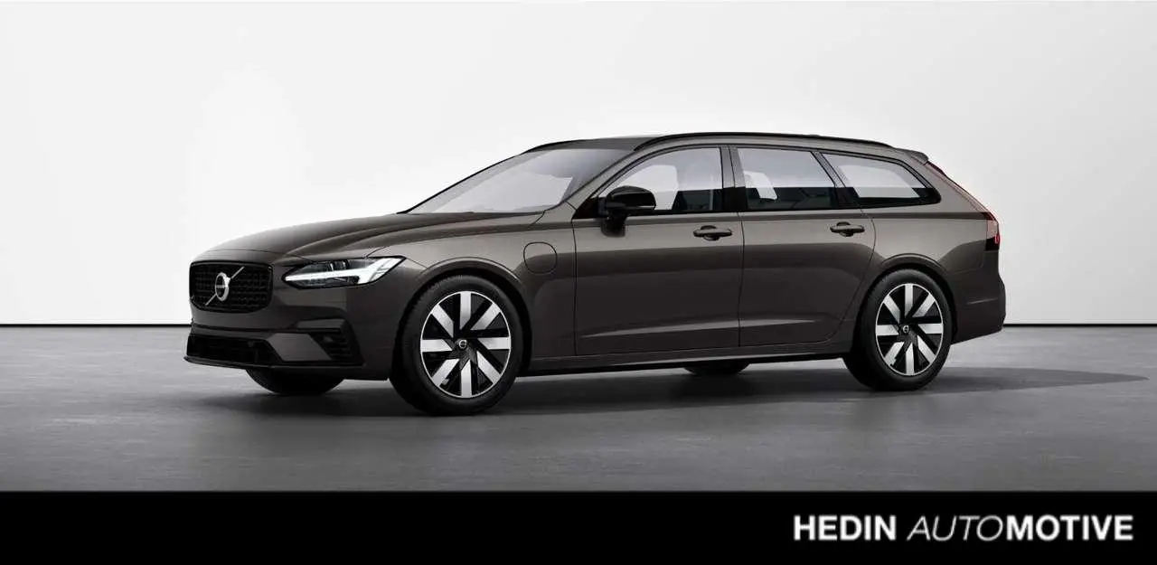 Photo 1 : Volvo V90 2023 Hybride