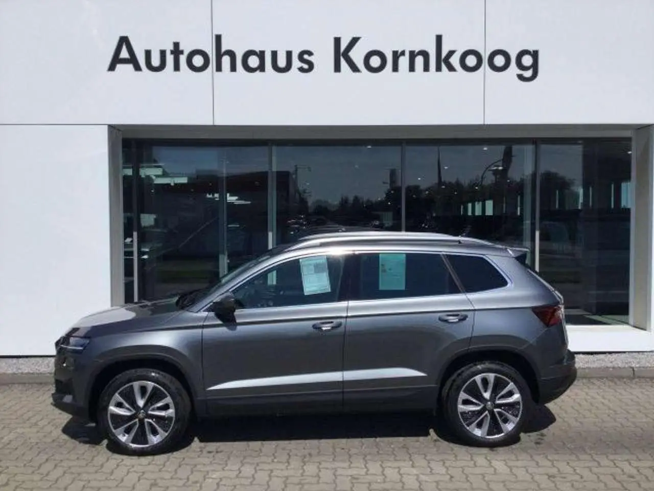 Photo 1 : Skoda Karoq 2024 Petrol