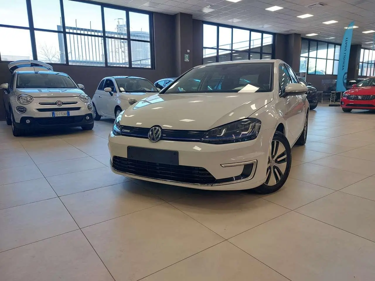 Photo 1 : Volkswagen Golf 2015 Électrique