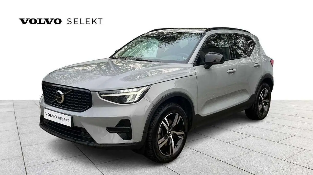 Photo 1 : Volvo Xc40 2023 Petrol