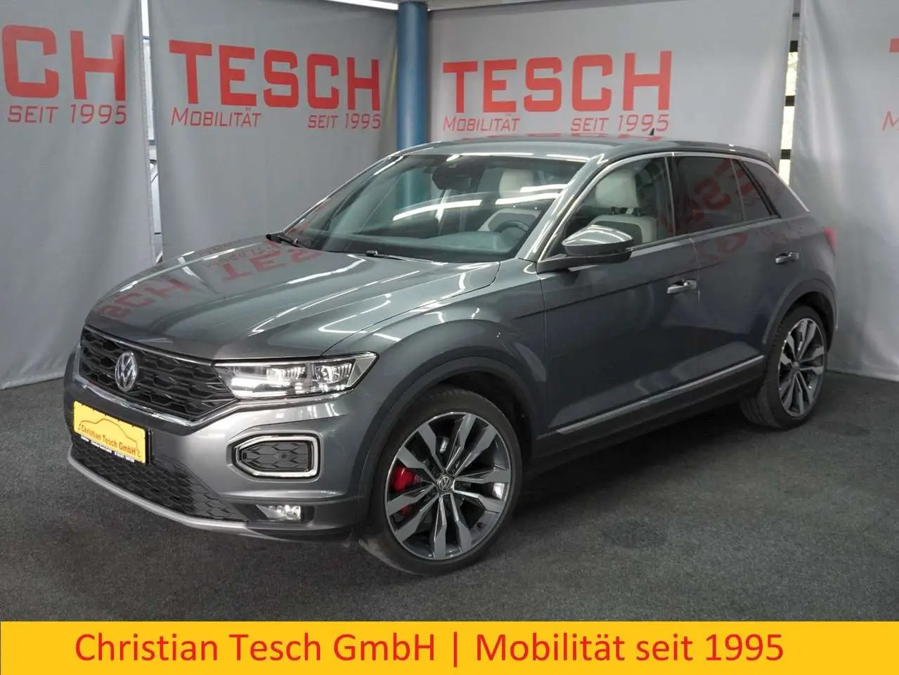 Photo 1 : Volkswagen T-roc 2018 Essence