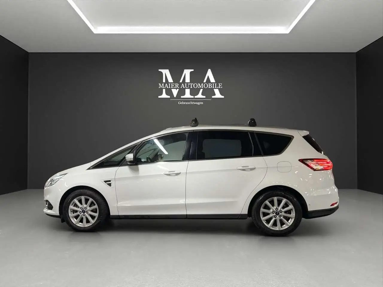 Photo 1 : Ford S-max 2016 Diesel