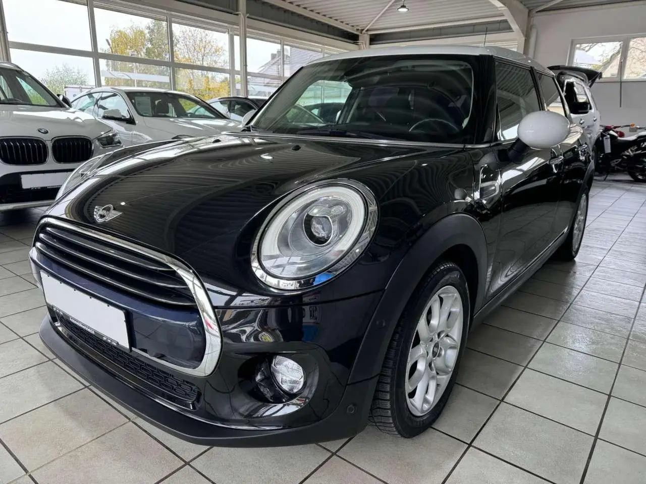 Photo 1 : Mini Cooper 2017 Petrol