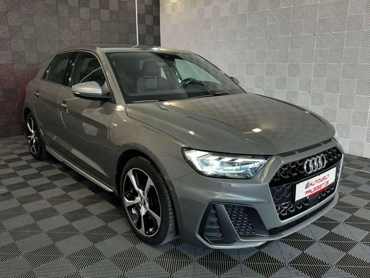 Photo 1 : Audi A1 2019 Petrol