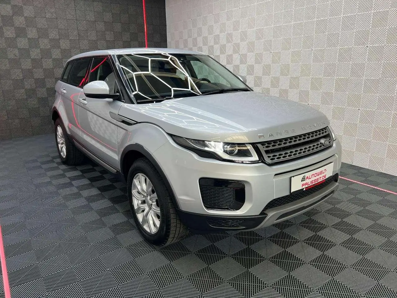 Photo 1 : Land Rover Range Rover Evoque 2018 Diesel