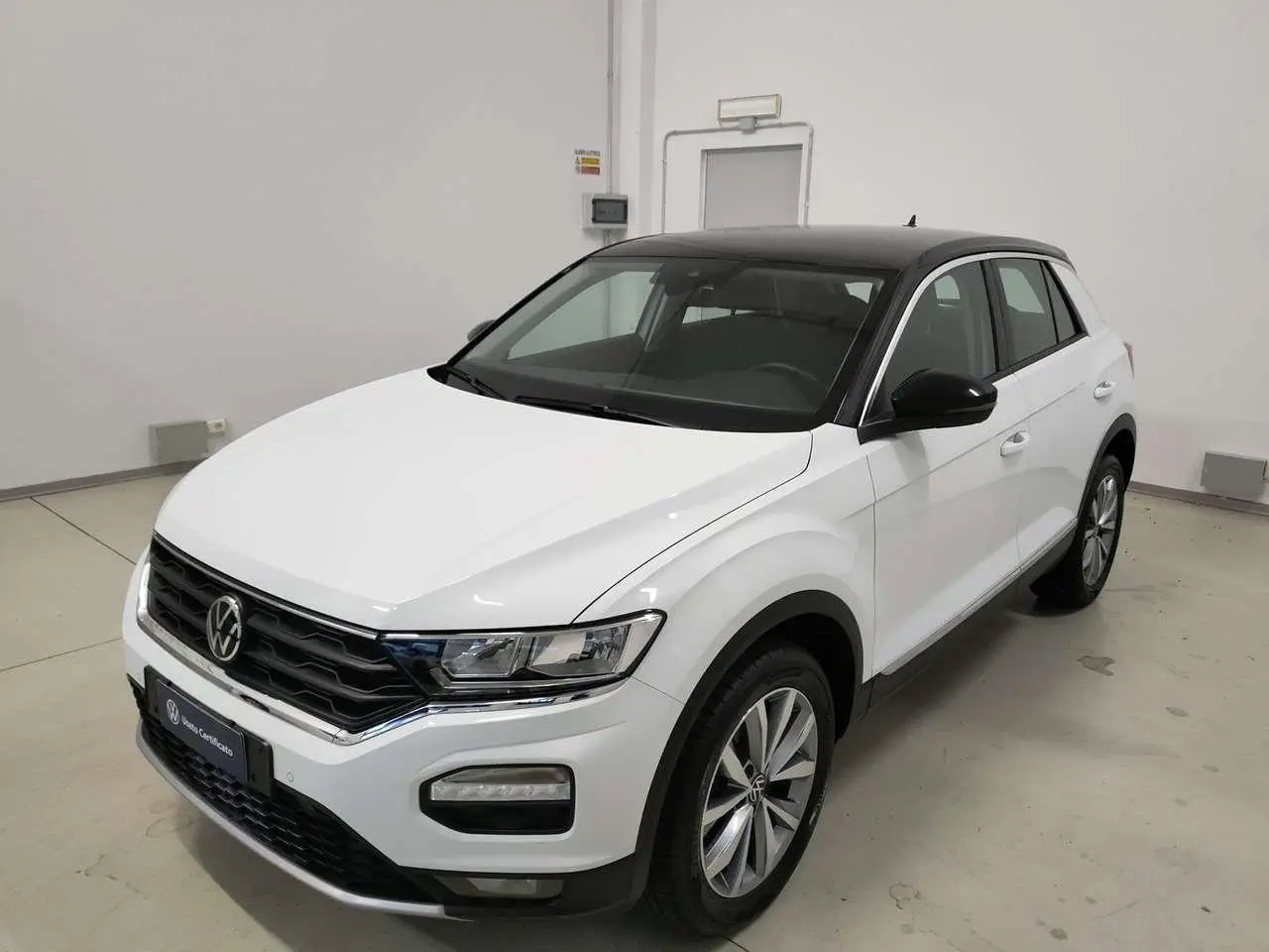 Photo 1 : Volkswagen T-roc 2021 Essence