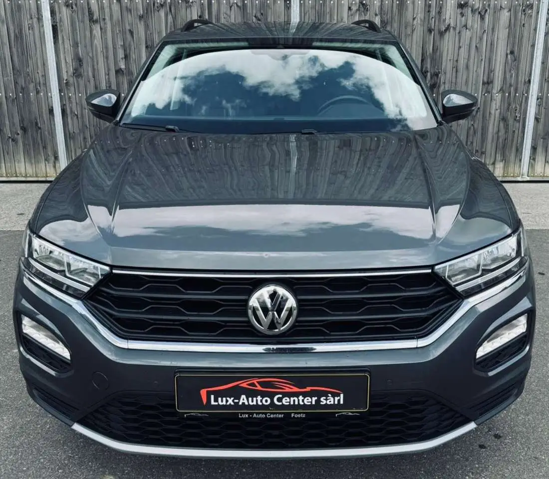 Photo 1 : Volkswagen T-roc 2019 Essence