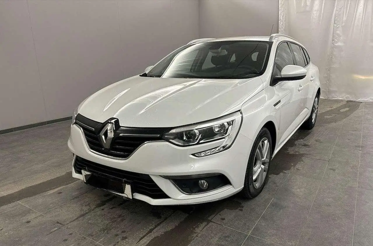 Photo 1 : Renault Megane 2018 Essence