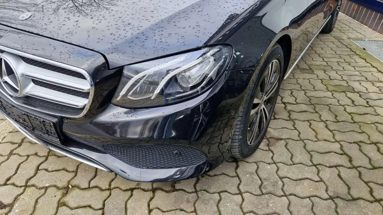 Photo 1 : Mercedes-benz Classe E 2018 Petrol