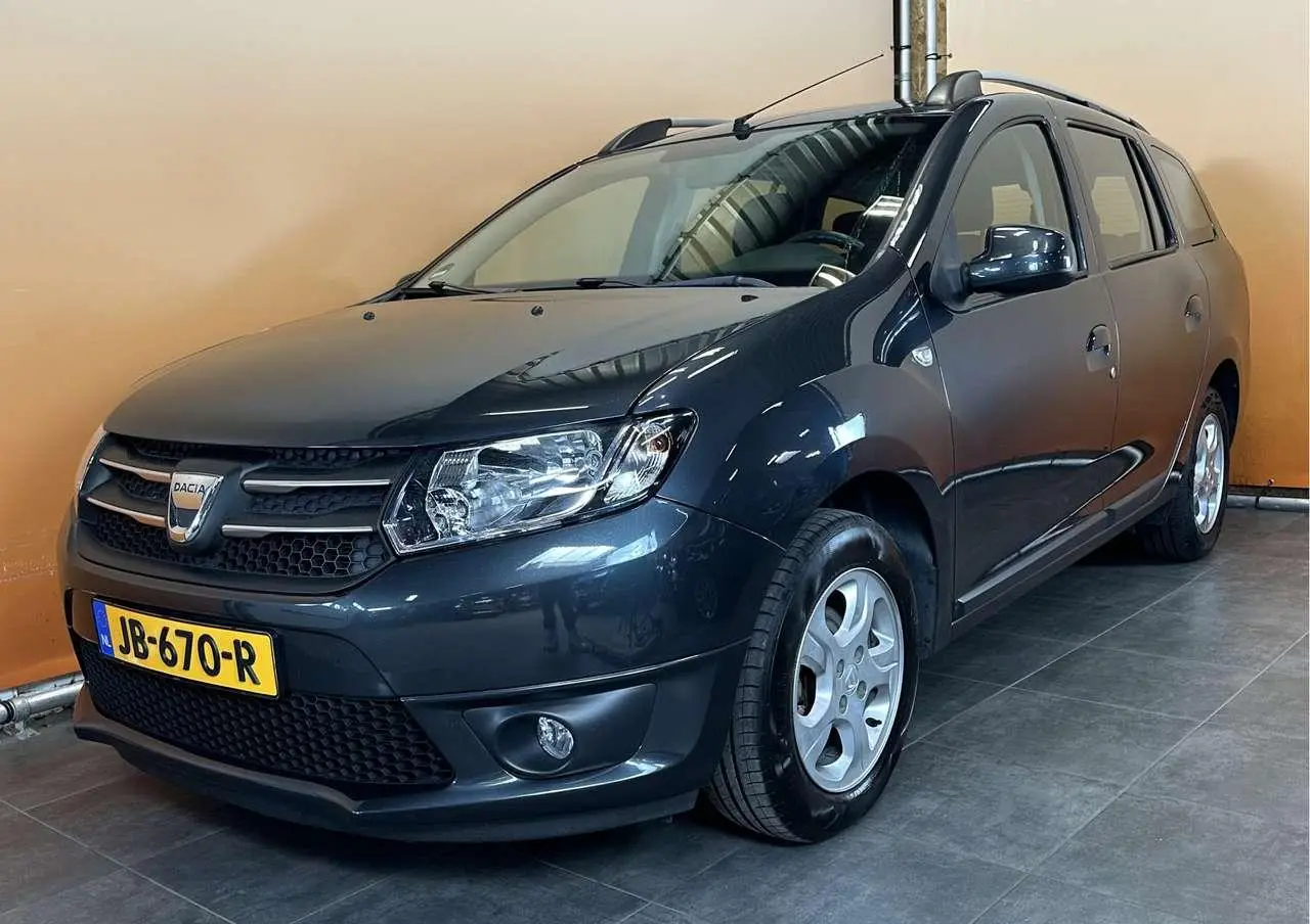 Photo 1 : Dacia Logan 2016 Petrol