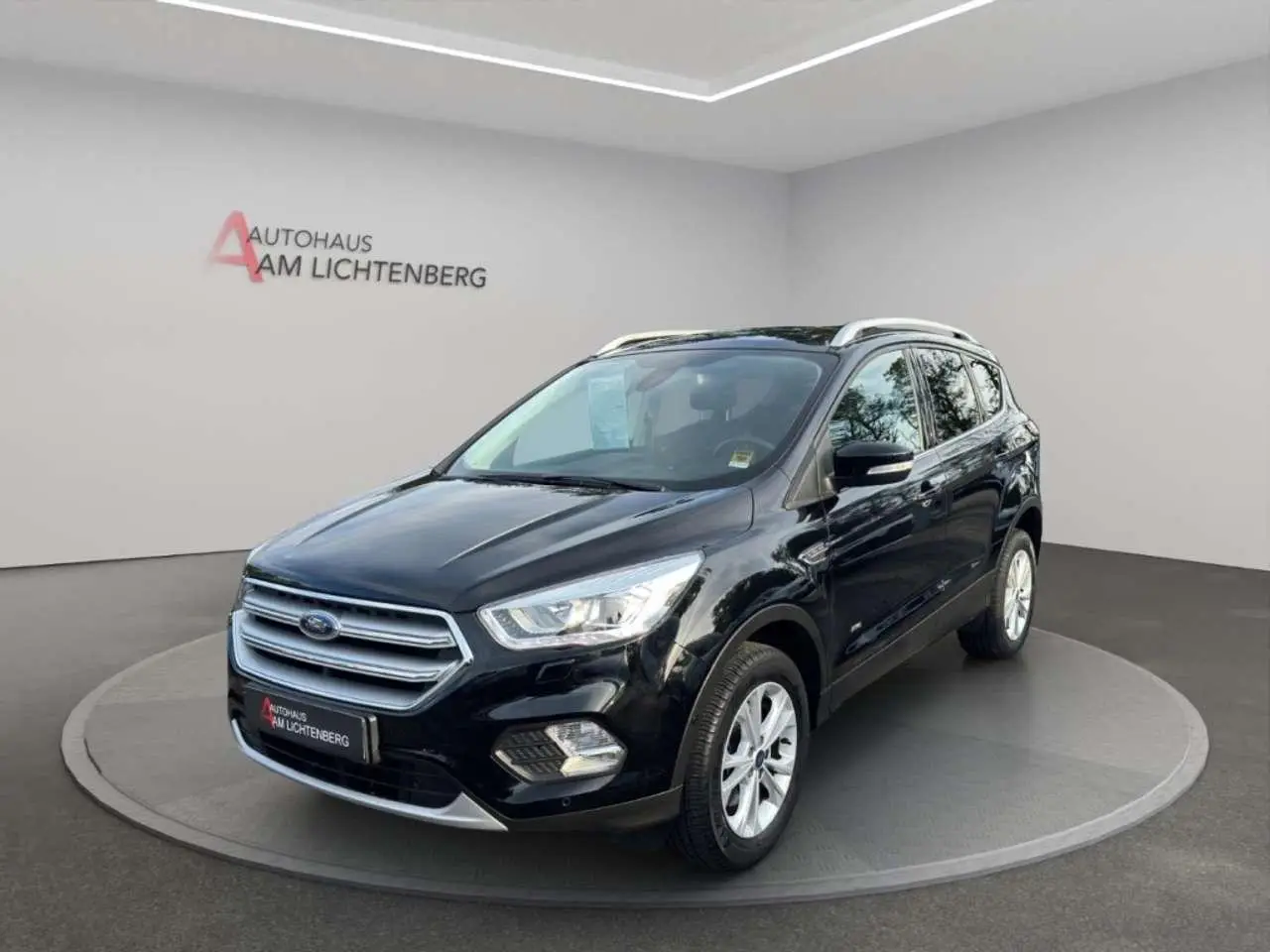 Photo 1 : Ford Kuga 2018 Petrol