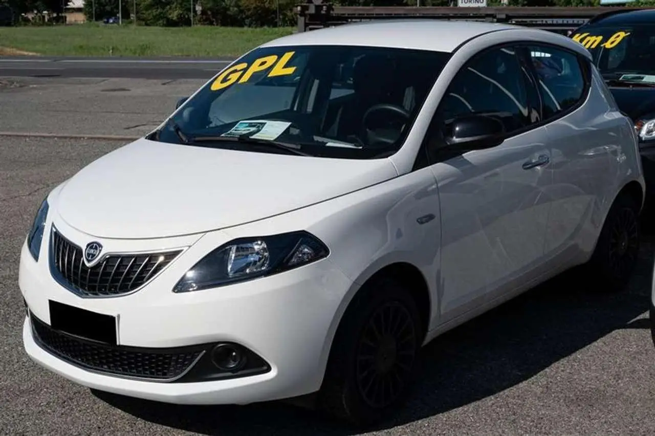 Photo 1 : Lancia Ypsilon 2022 LPG