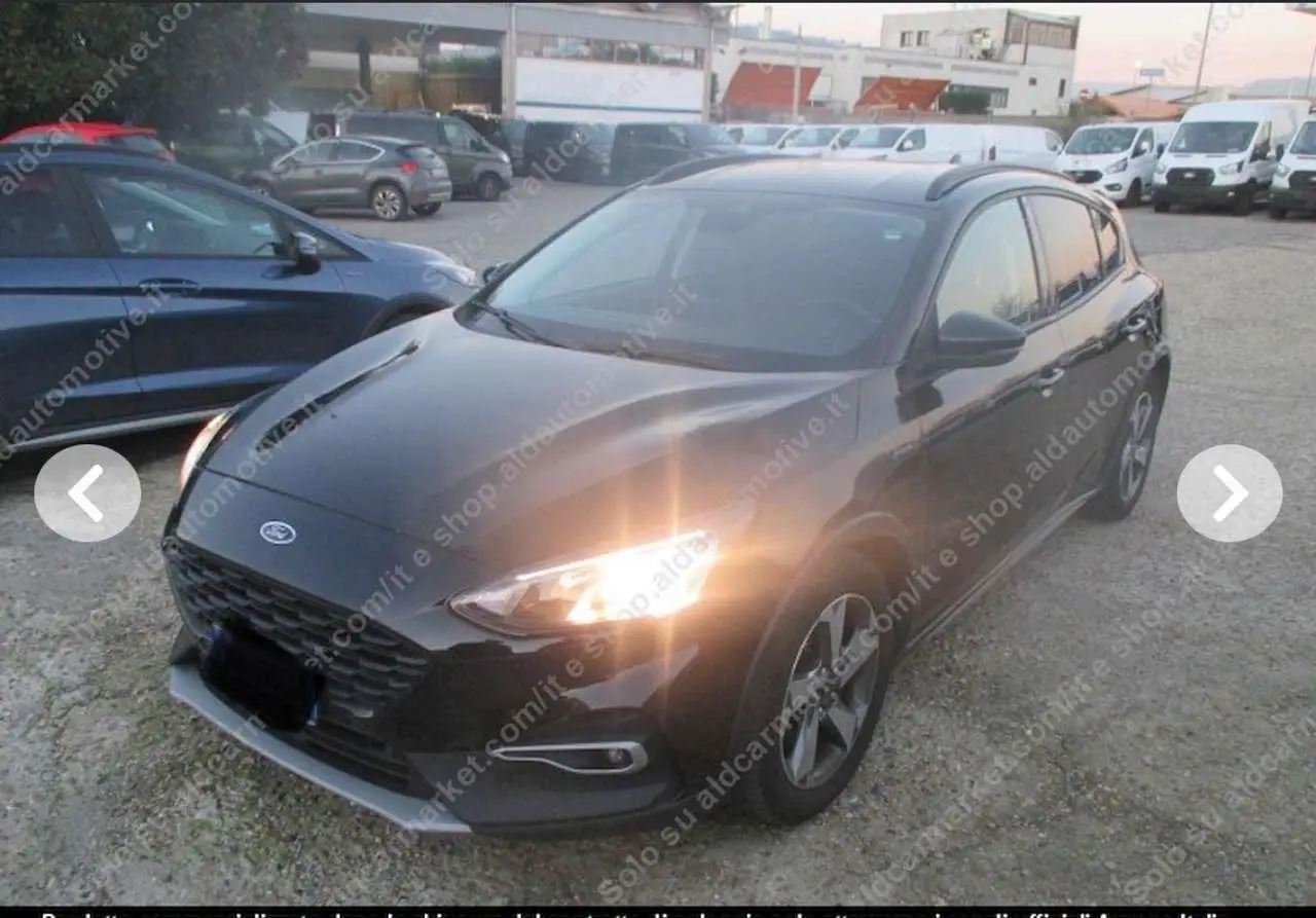 Photo 1 : Ford Focus 2020 Petrol