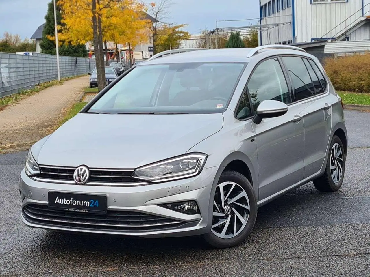 Photo 1 : Volkswagen Golf 2018 Petrol