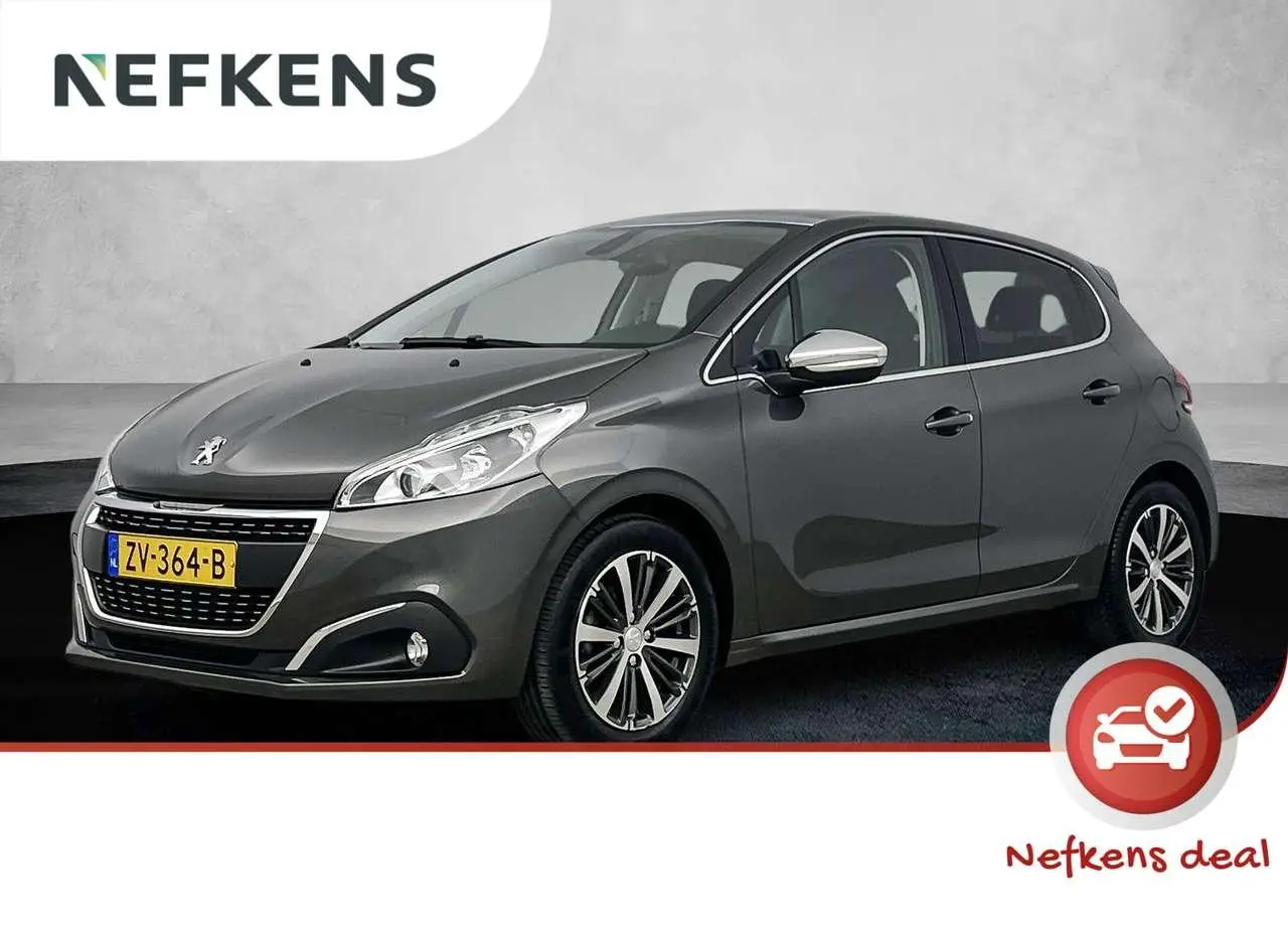 Photo 1 : Peugeot 208 2019 Petrol