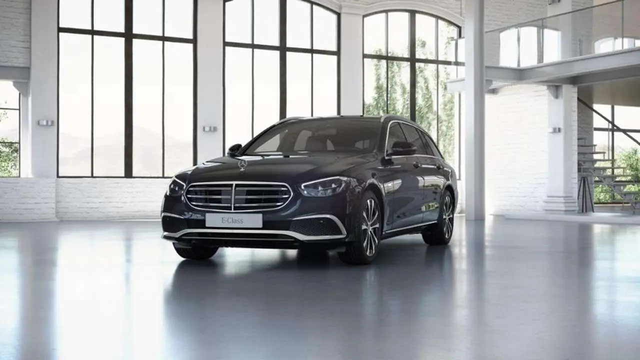 Photo 1 : Mercedes-benz Classe E 2021 Hybrid