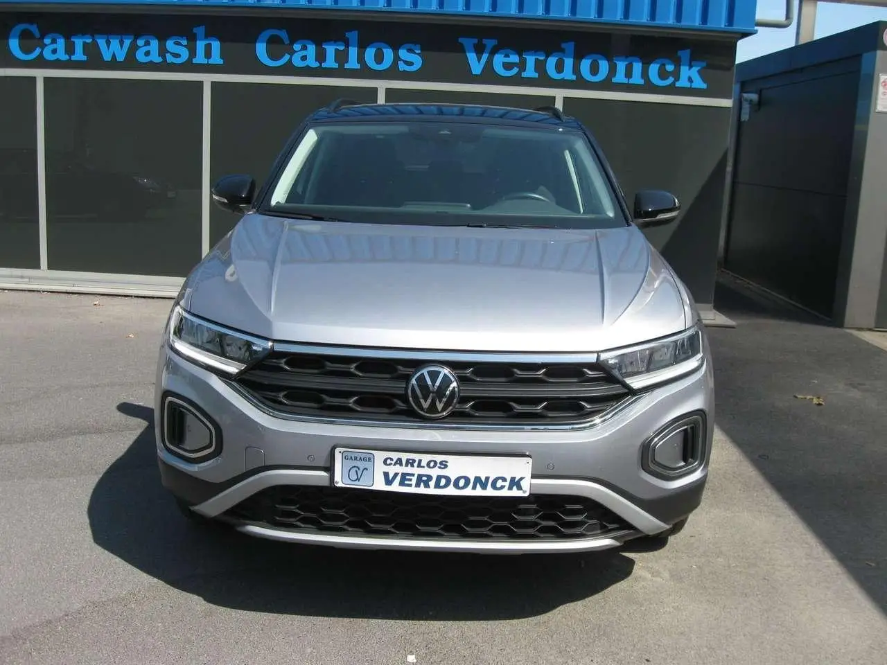 Photo 1 : Volkswagen T-roc 2023 Essence