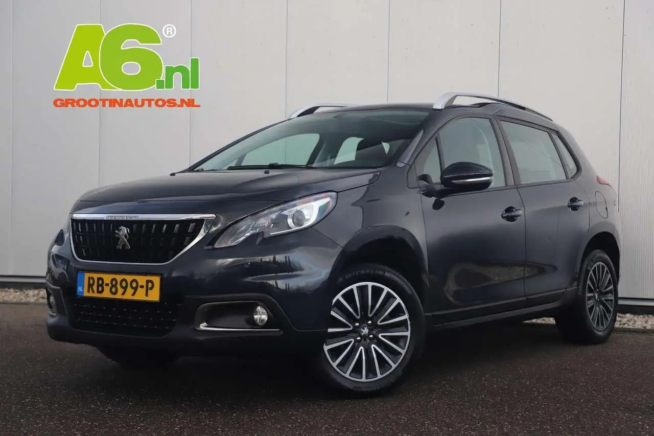 Photo 1 : Peugeot 2008 2017 Essence