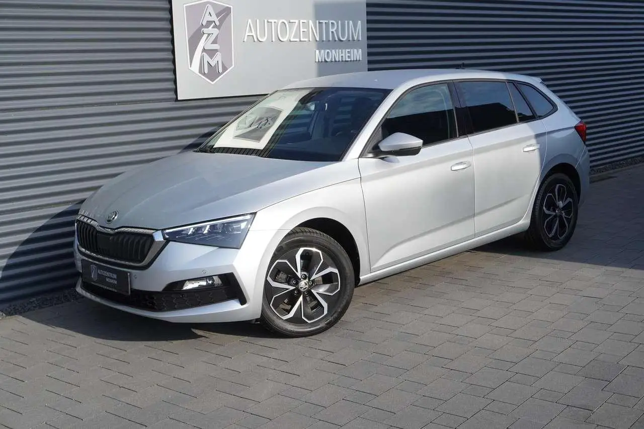 Photo 1 : Skoda Scala 2020 Petrol