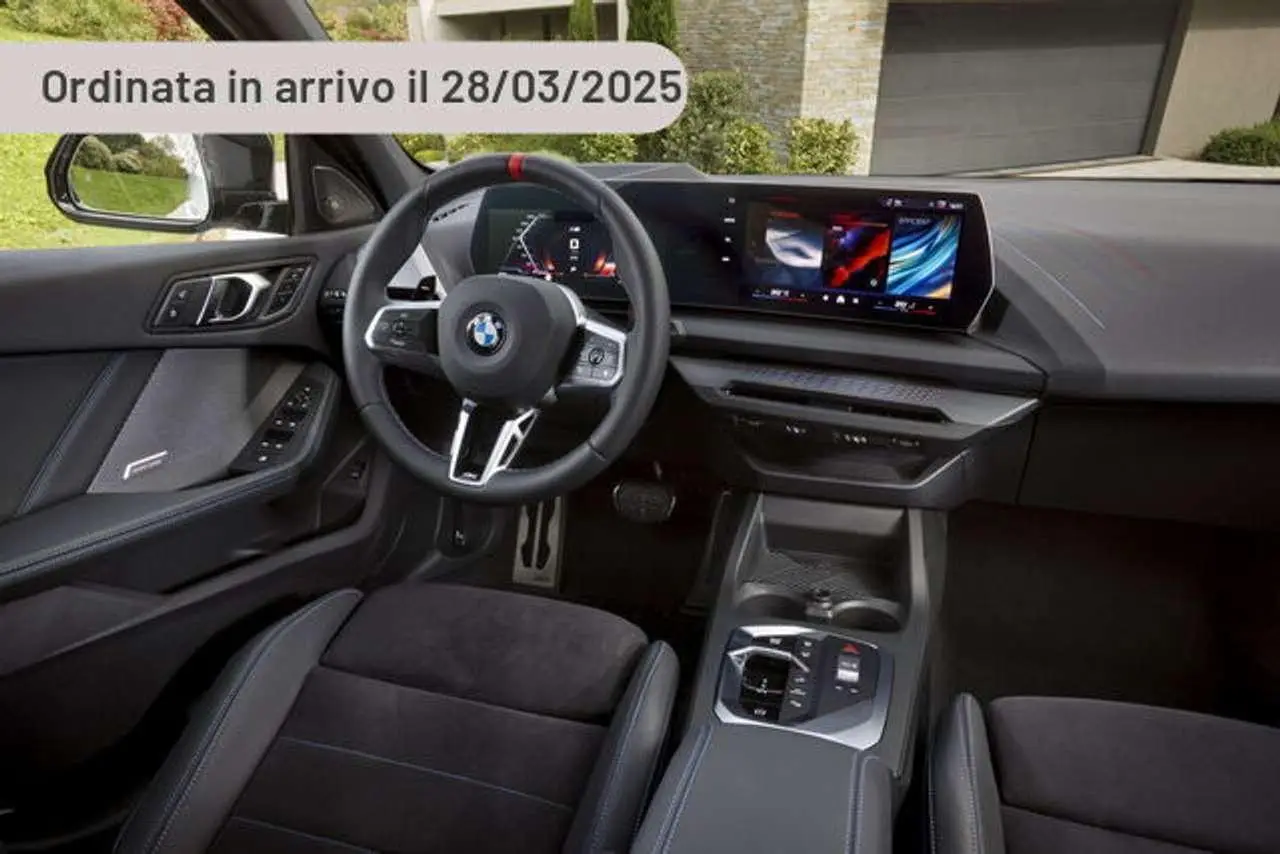 Photo 1 : Bmw Serie 1 2024 Hybrid