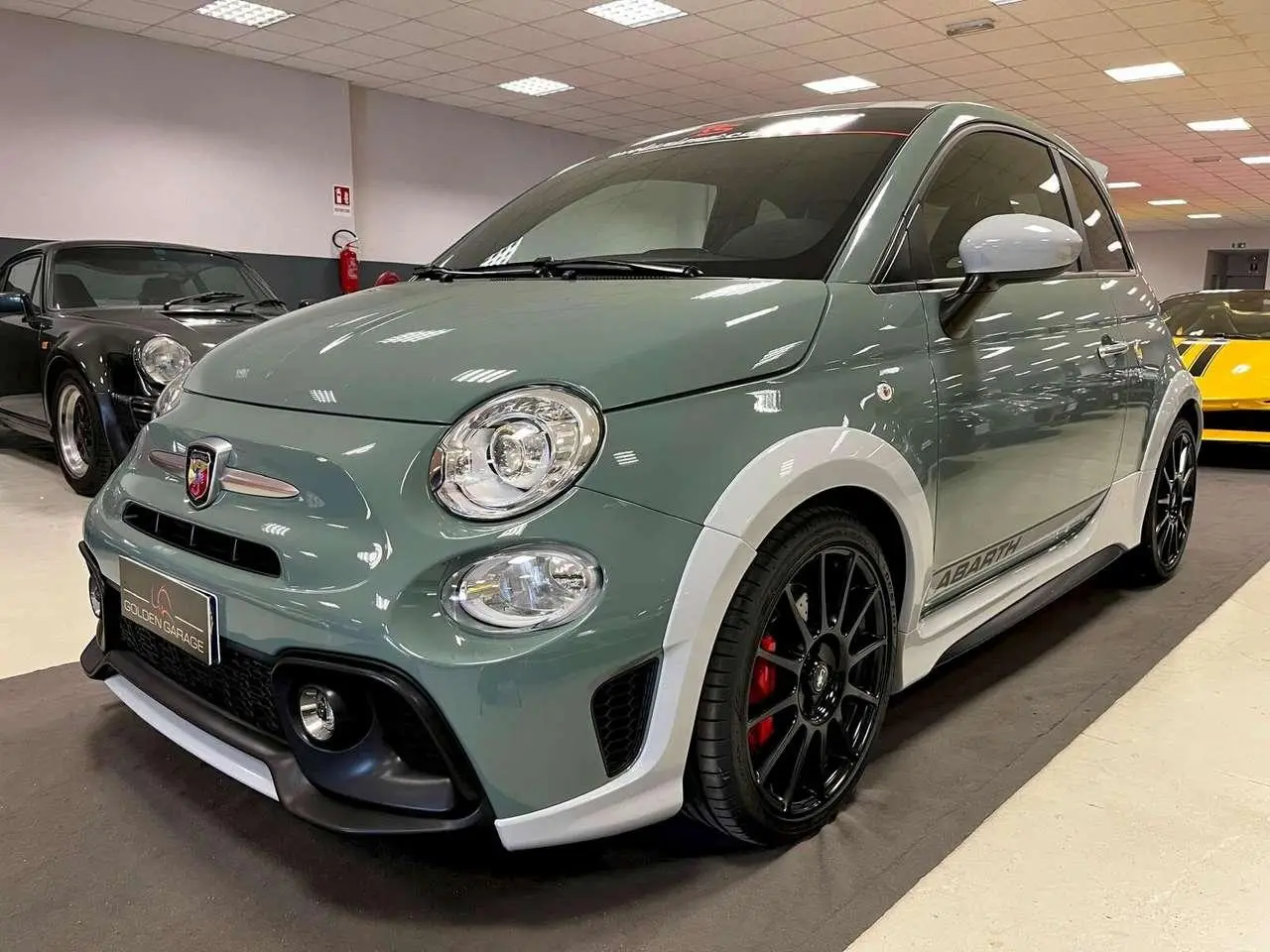 Photo 1 : Abarth 695 2023 Essence